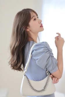 方龄